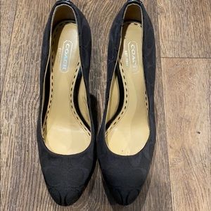 Coach Monogram Canvas Black Pumps Size 7